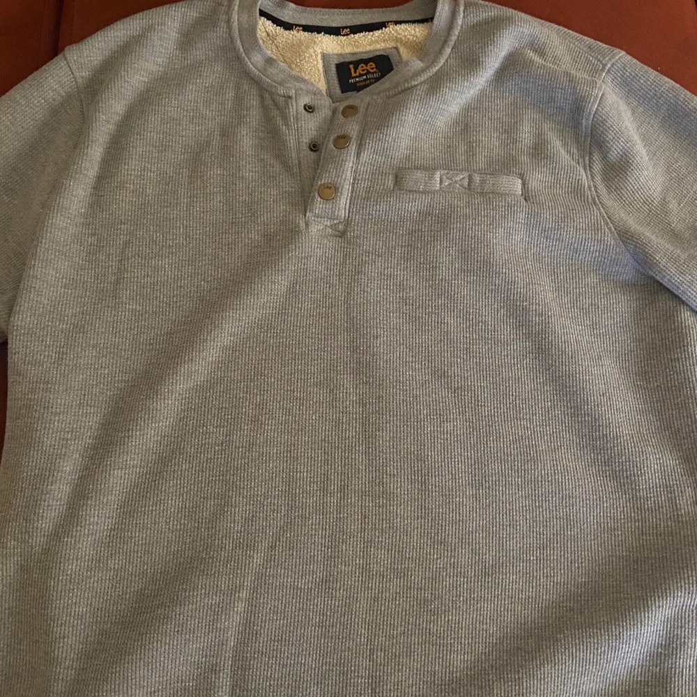 Men’s sweater
